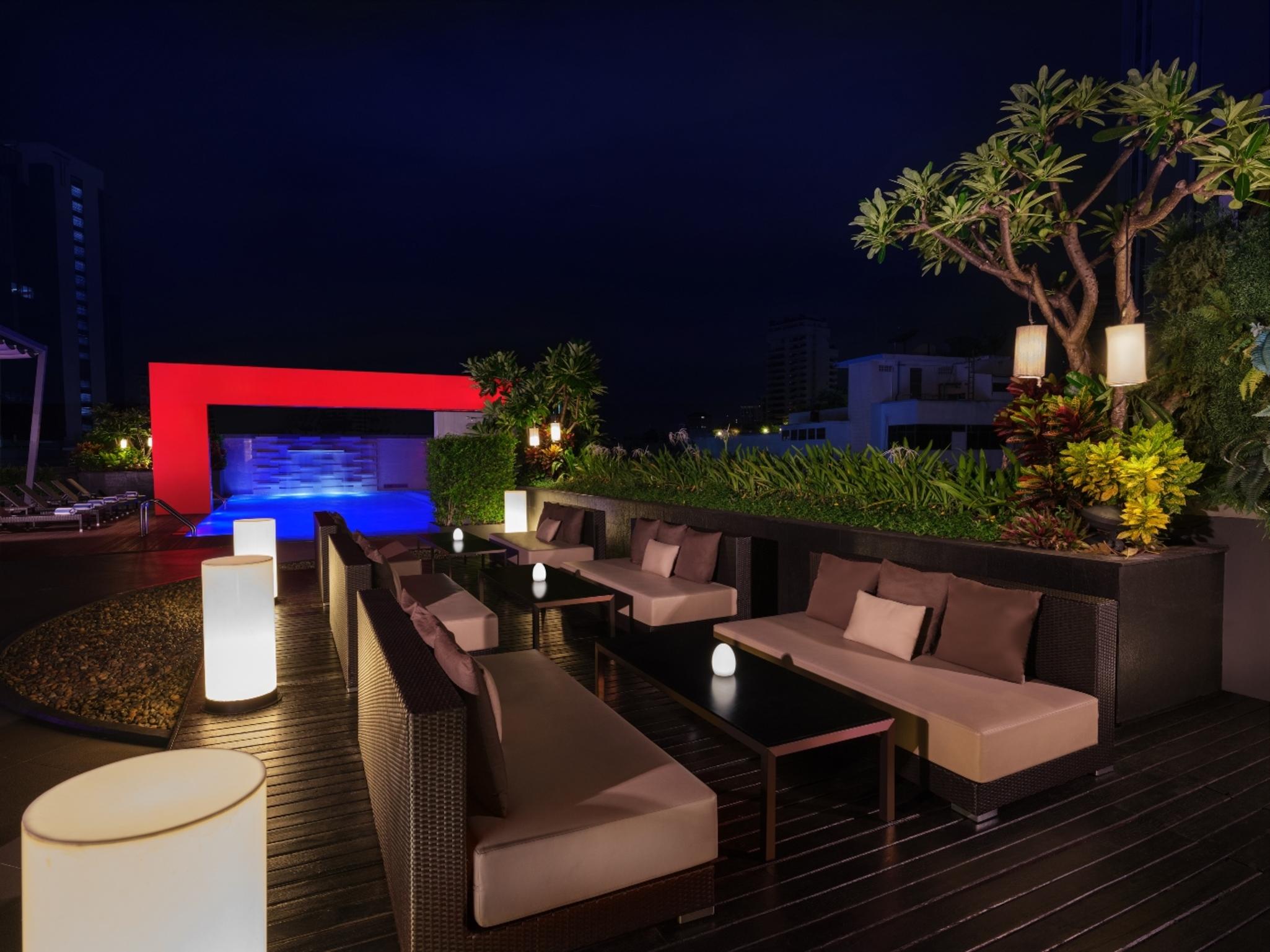 Four Points By Sheraton Bangkok, Sukhumvit 15 Banguecoque Exterior foto