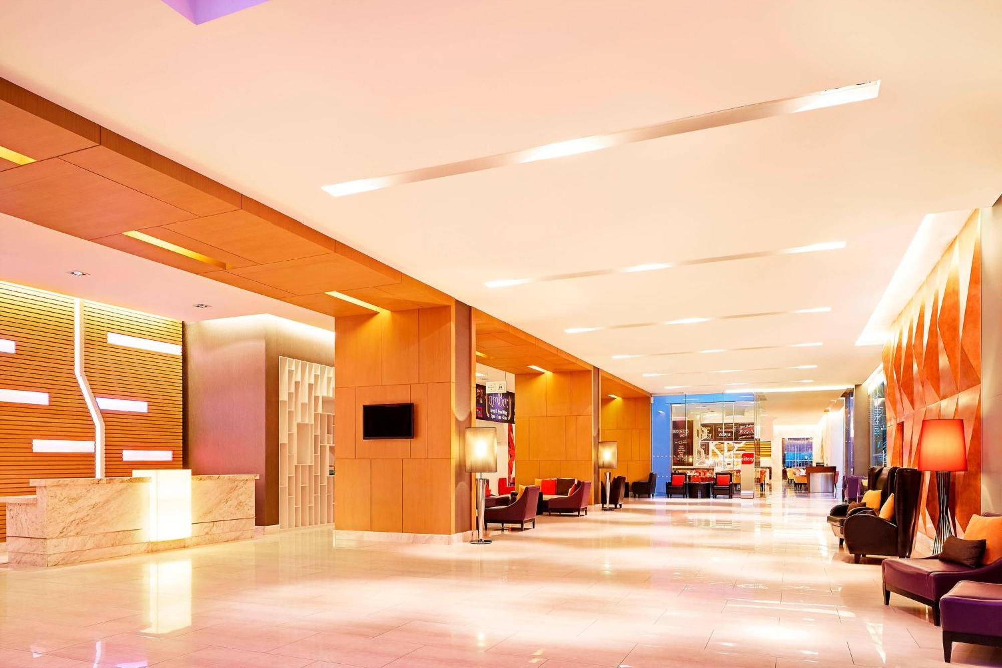 Four Points By Sheraton Bangkok, Sukhumvit 15 Banguecoque Exterior foto